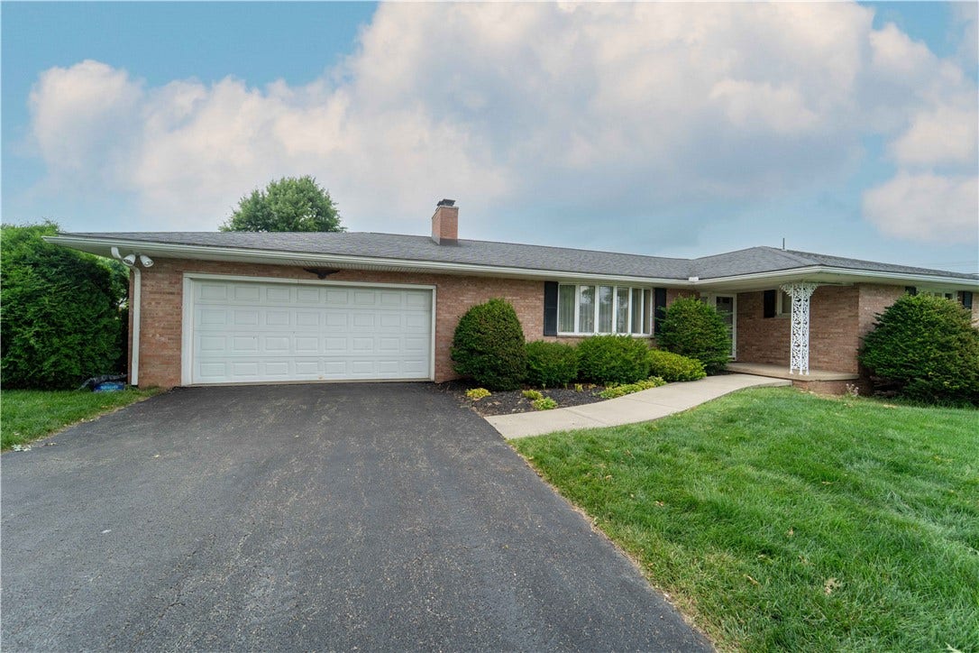 106 Wyndfield Drive, Mount Pleasant, PA 15666