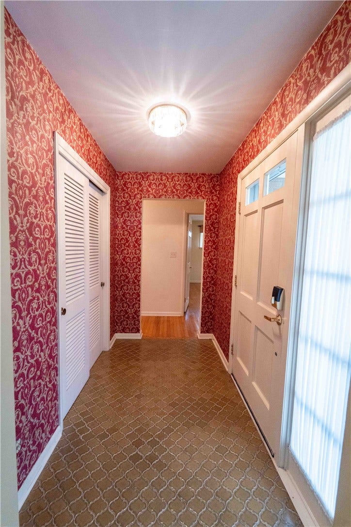 106 Wyndfield Drive, Mount Pleasant, PA 15666