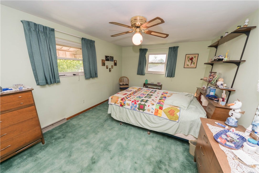 1366 Henderson Ave, Washington, PA 15301