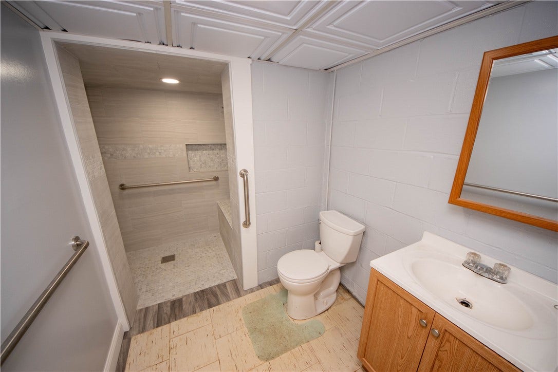 Handicap accesible basement bathroom