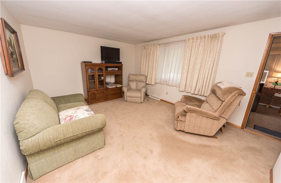 1366 Henderson Ave, Washington, PA 15301