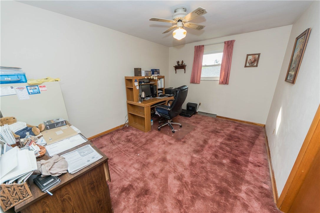 1366 Henderson Ave, Washington, PA 15301