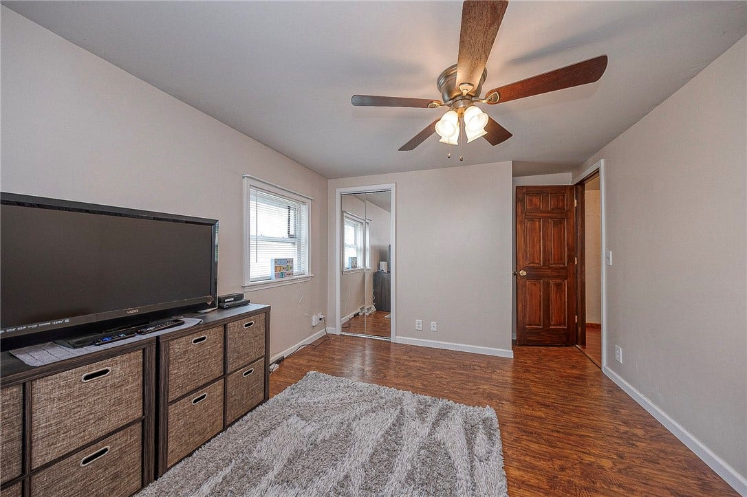 335 Liberty Ave, Washington, PA 15301