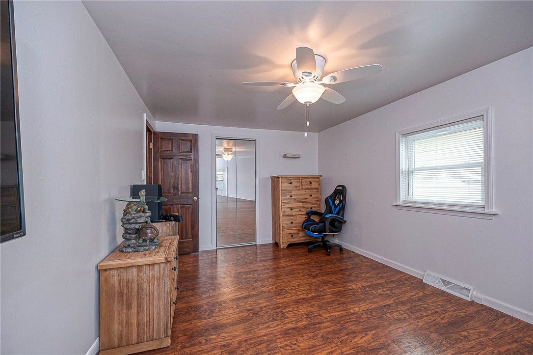 335 Liberty Ave, Washington, PA 15301