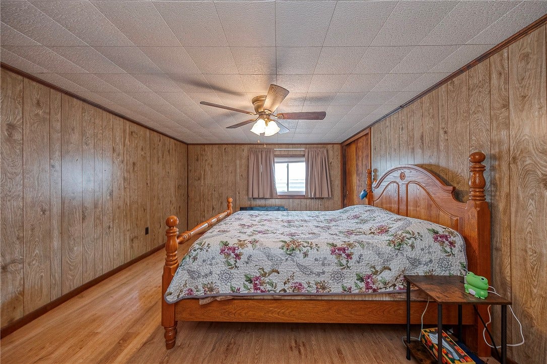 335 Liberty Ave, Washington, PA 15301