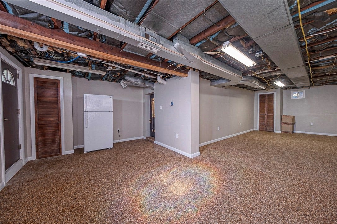 335 Liberty Ave, Washington, PA 15301