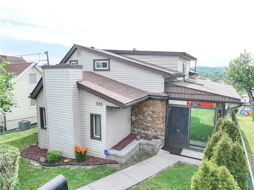 335 Liberty Ave, Washington, PA 15301