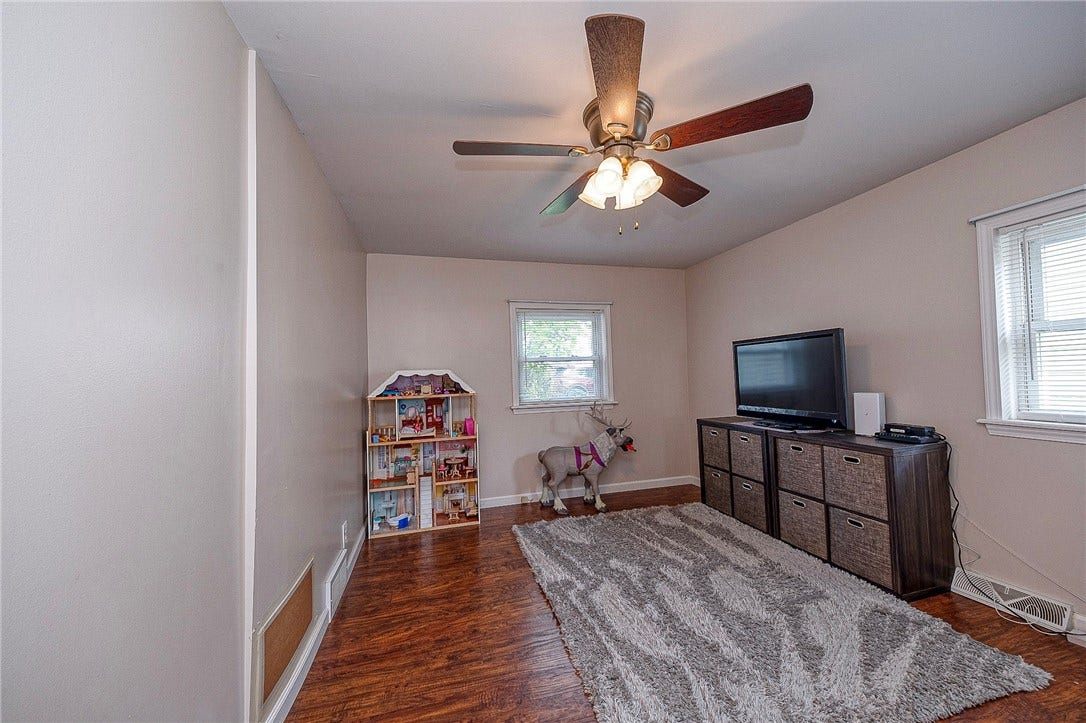 335 Liberty Ave, Washington, PA 15301