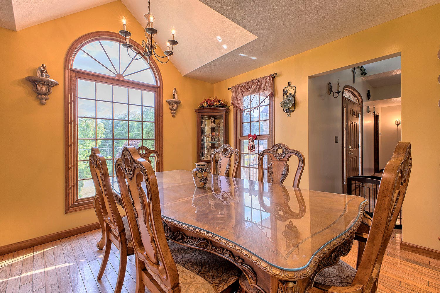 105 Oak Hill Road, Greensburg, PA 15601