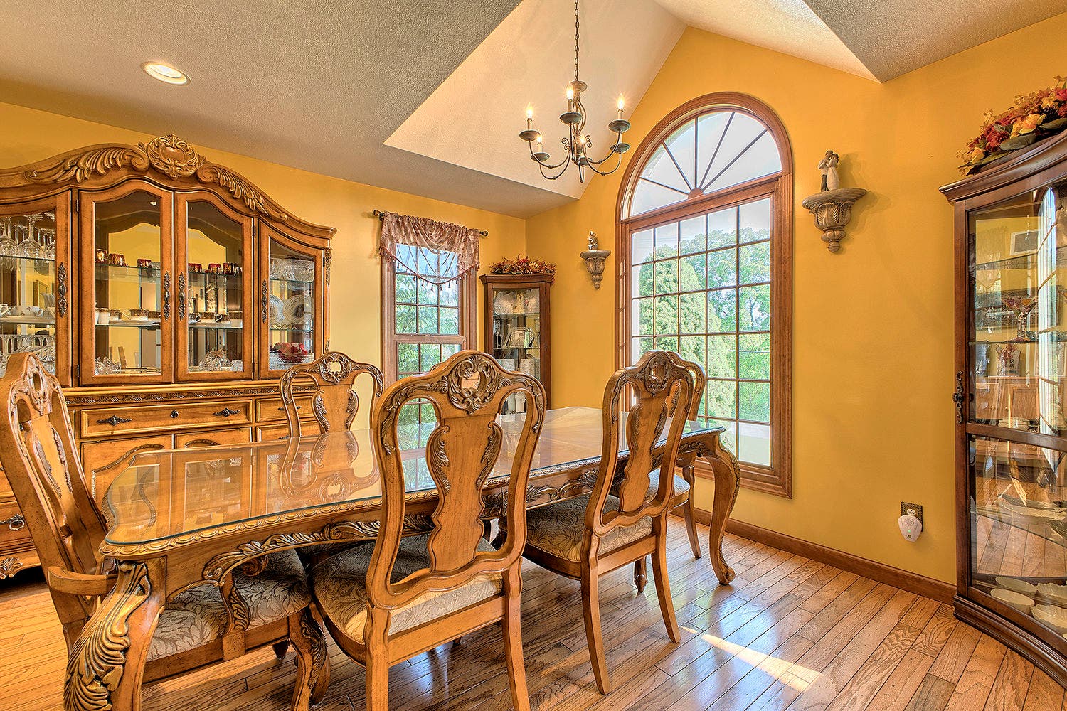 105 Oak Hill Road, Greensburg, PA 15601
