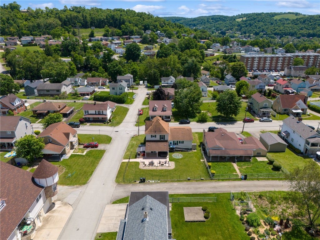 547 Green Street, Belle Vernon, PA 15012