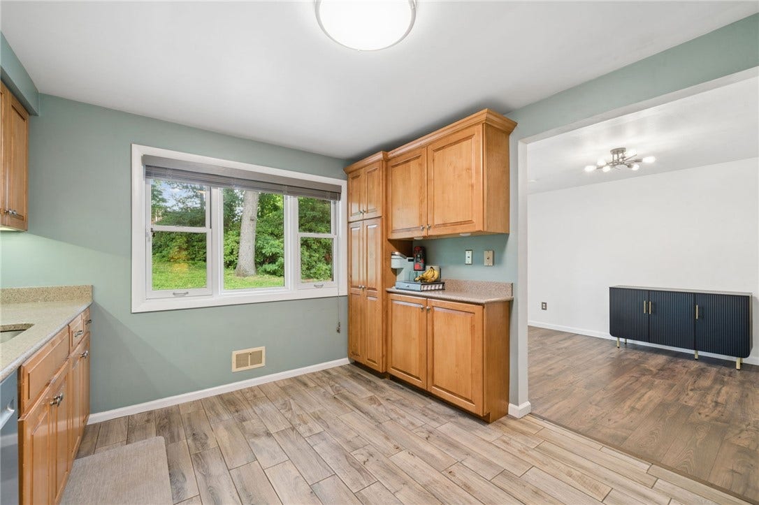 3032 Ben Venue Dr, Greensburg, PA 15601