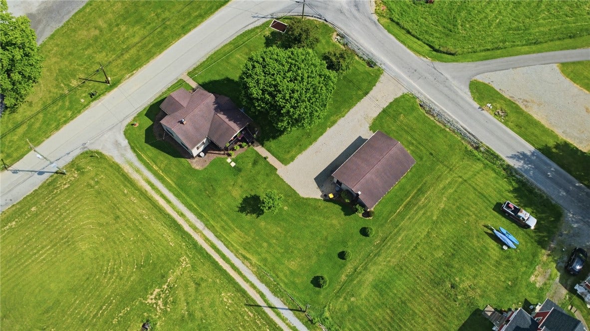 344 Lenity School Rd, Belle Vernon, PA 15012