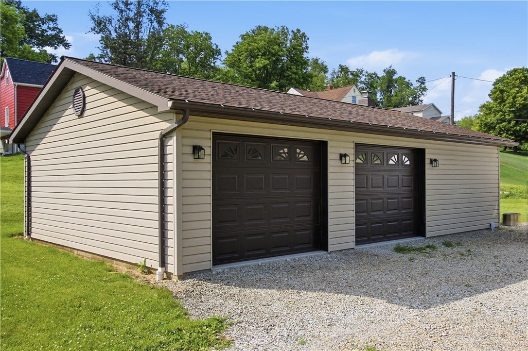 344 Lenity School Rd, Belle Vernon, PA 15012