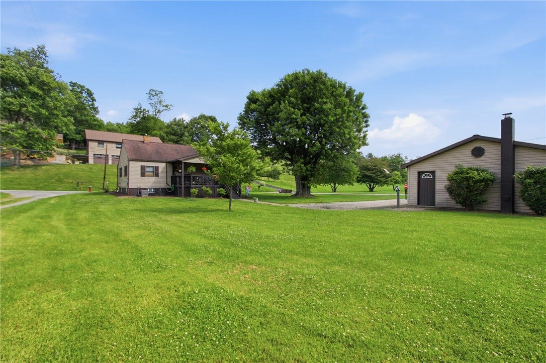 344 Lenity School Rd, Belle Vernon, PA 15012
