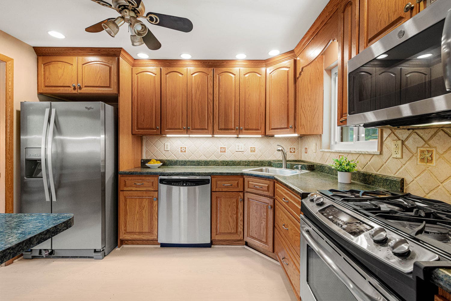 5464 California, Bethel Park, PA 15102