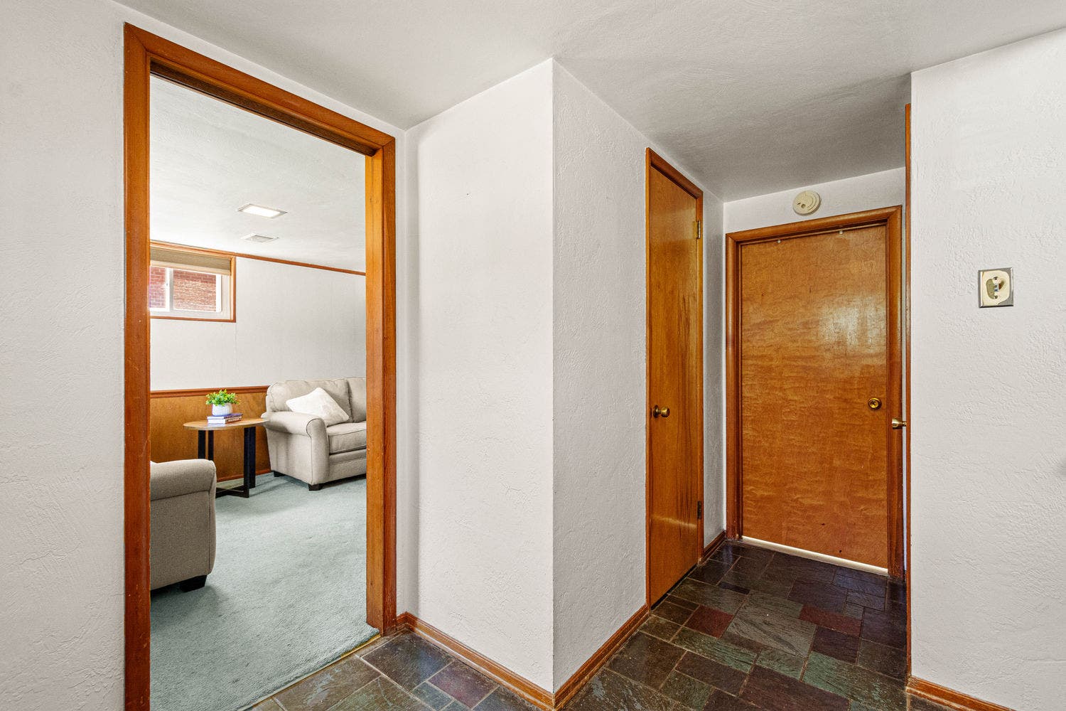 5464 California, Bethel Park, PA 15102