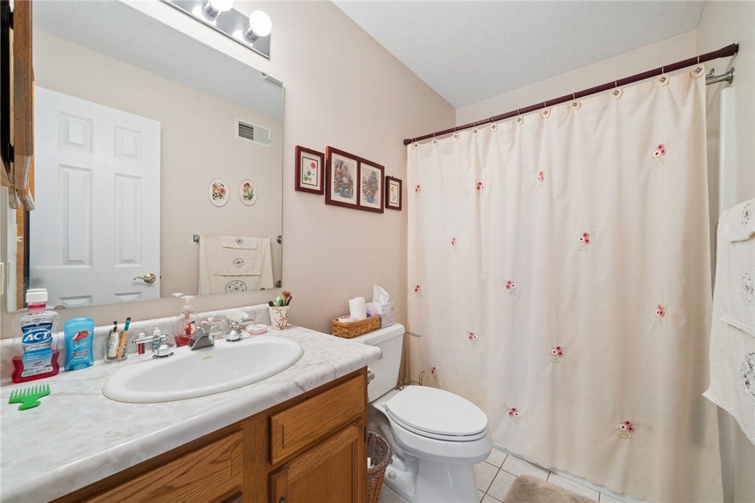 100 Unity Square, Greensburg, PA 15601