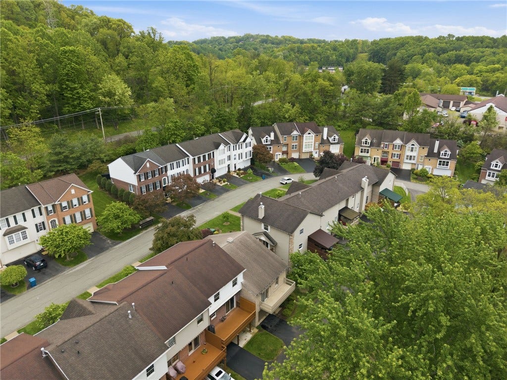 100 Unity Square, Greensburg, PA 15601