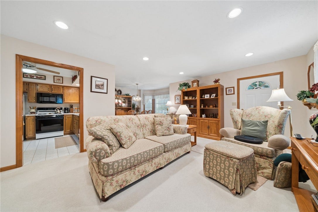 100 Unity Square, Greensburg, PA 15601