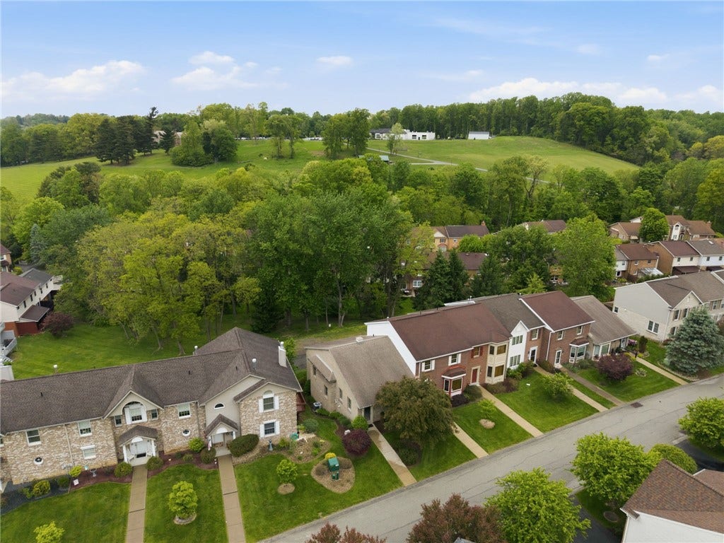100 Unity Square, Greensburg, PA 15601
