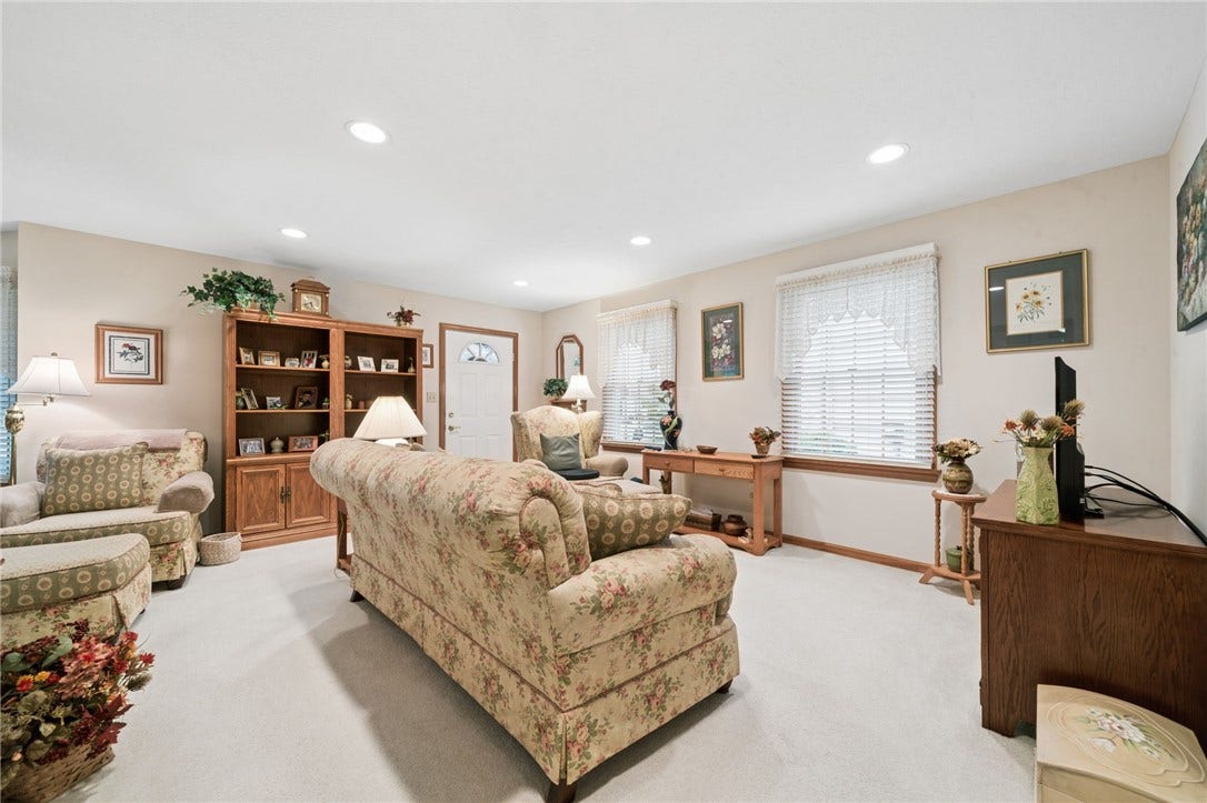 100 Unity Square, Greensburg, PA 15601