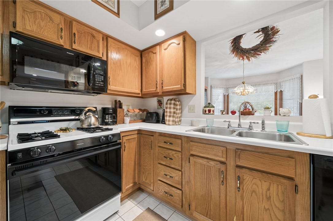 100 Unity Square, Greensburg, PA 15601
