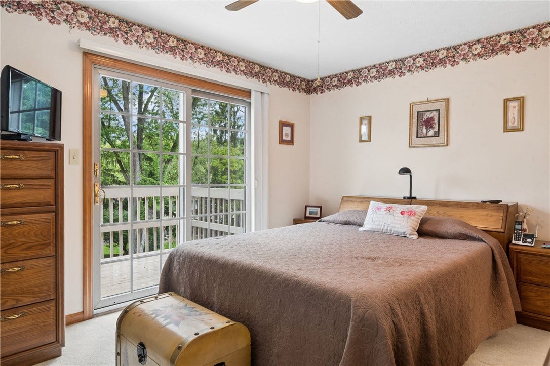 100 Unity Square, Greensburg, PA 15601