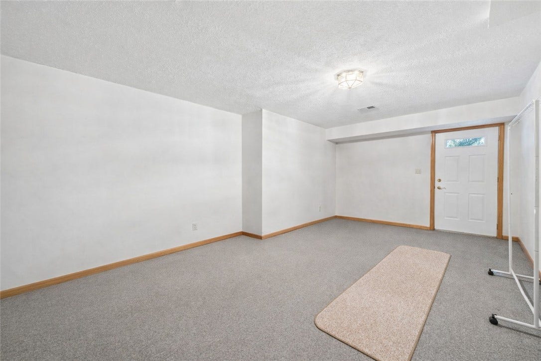 100 Unity Square, Greensburg, PA 15601