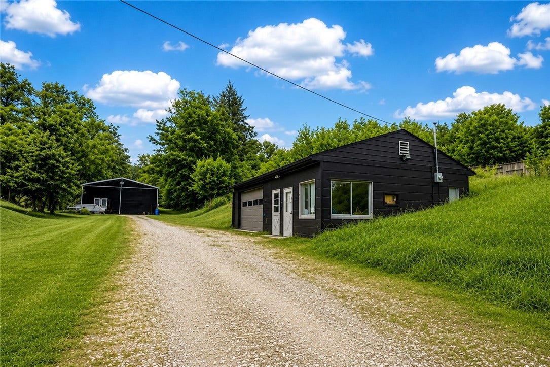 Garage 2