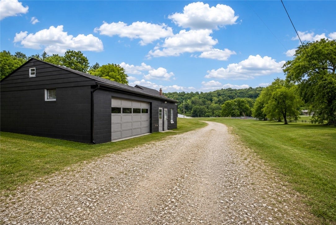 Garage (2)