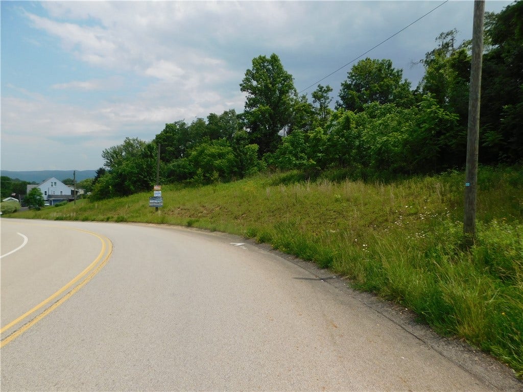 329 McClellandtown Road, Uniontown, PA 15401