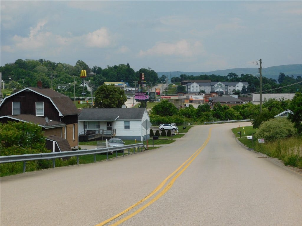 329 McClellandtown Road, Uniontown, PA 15401