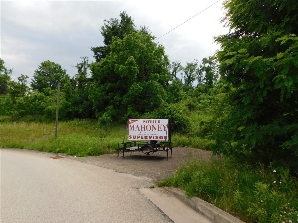 329 McClellandtown Road, Uniontown, PA 15401