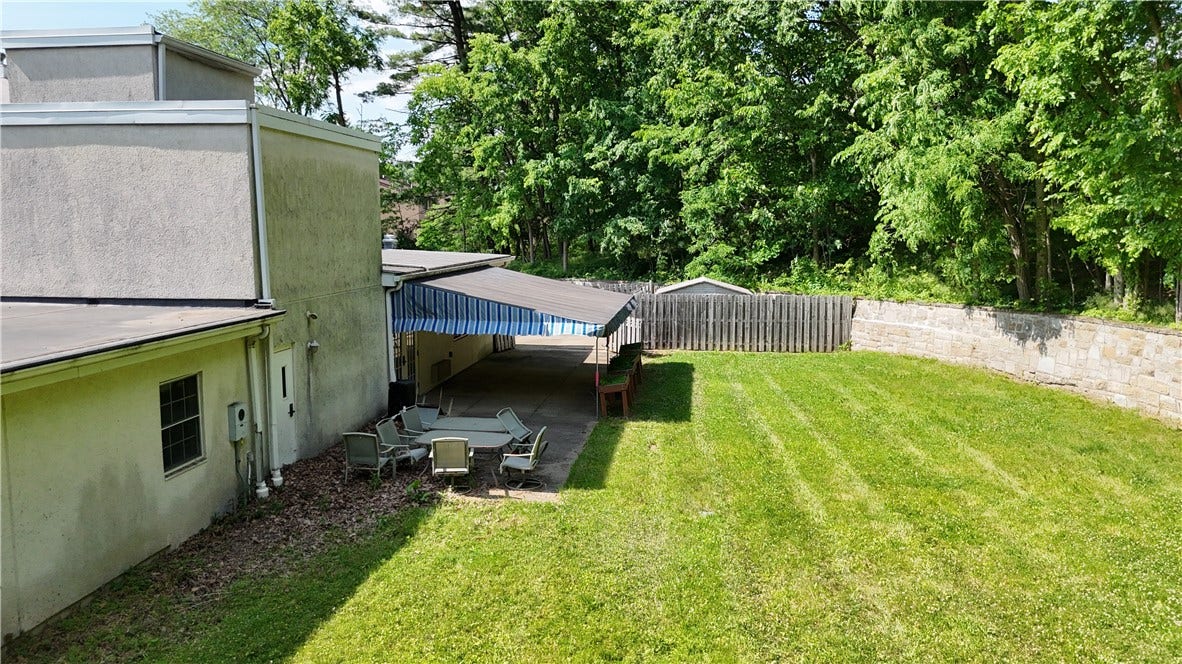 5347 Brightwood Rd, Bethel Park, PA 15102