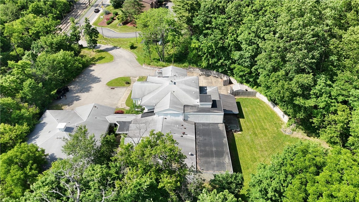 5347 Brightwood Rd, Bethel Park, PA 15102
