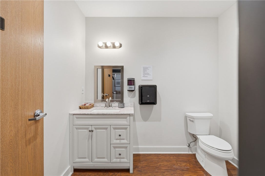 100 Colony Dr, Irwin, PA 15642