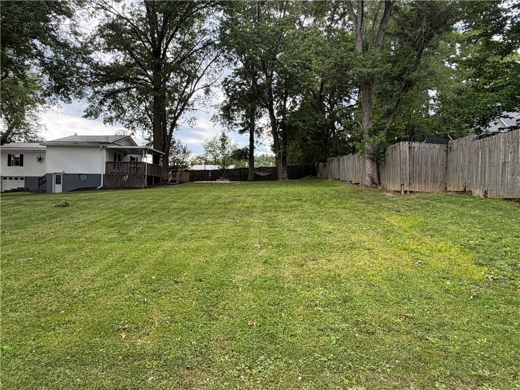 2322 W Belmont Ave, Washington, PA 15301