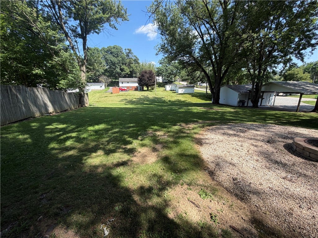 2322 W Belmont Ave, Washington, PA 15301