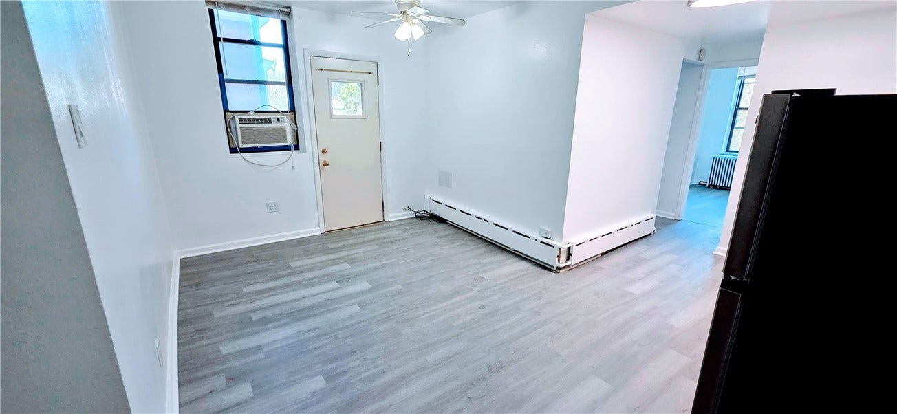 659 Maryland Ave, Shadyside, PA 15232 unit 2 living