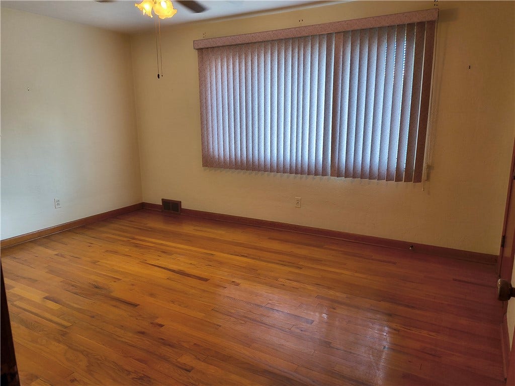 277 Oaklyn Rd, Bethel Park, PA 15102