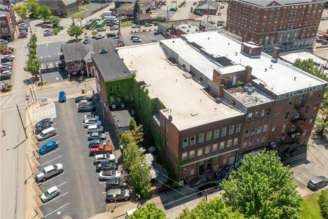 84 W Main St, Uniontown, PA 15401