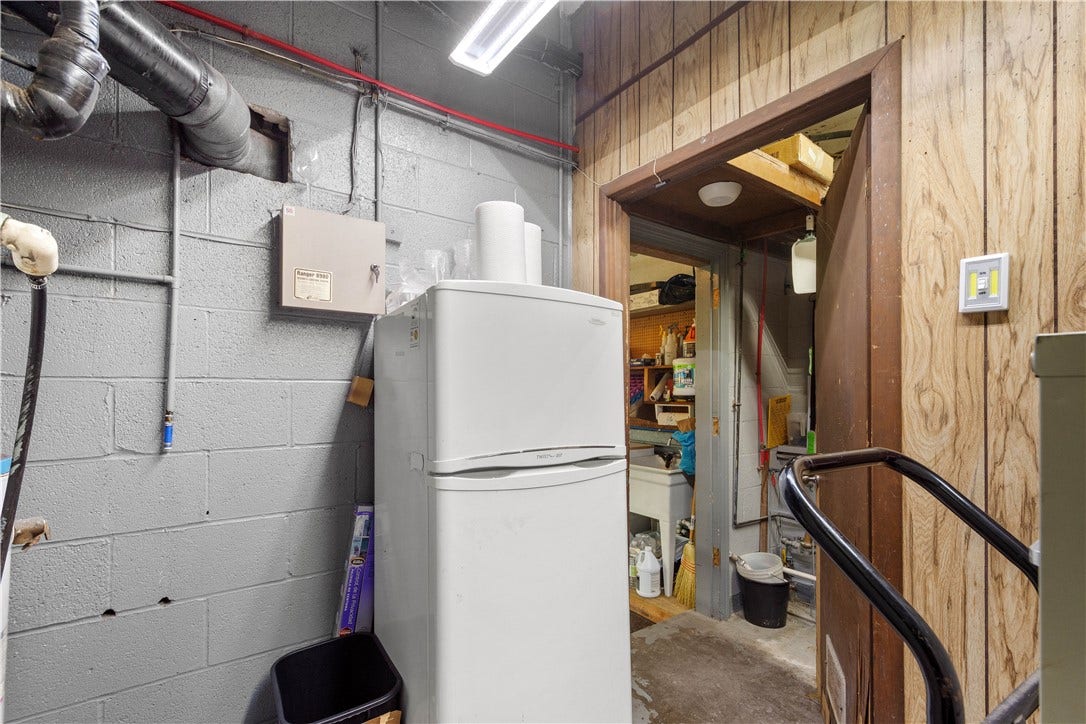 595 N Main Street, Washington, PA 15301