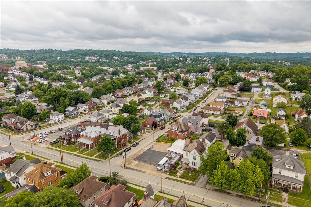 595 N Main Street, Washington, PA 15301