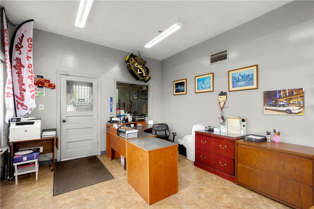595 N Main Street, Washington, PA 15301