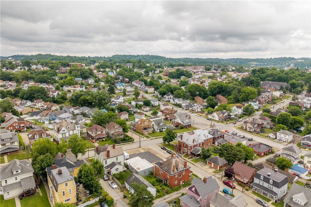 595 N Main Street, Washington, PA 15301