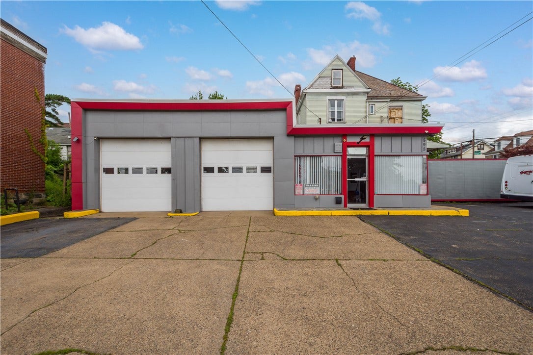 595 N Main Street, Washington, PA 15301