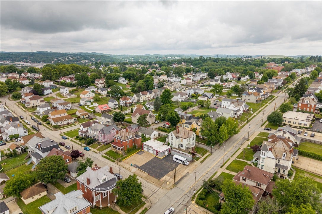 595 N Main Street, Washington, PA 15301