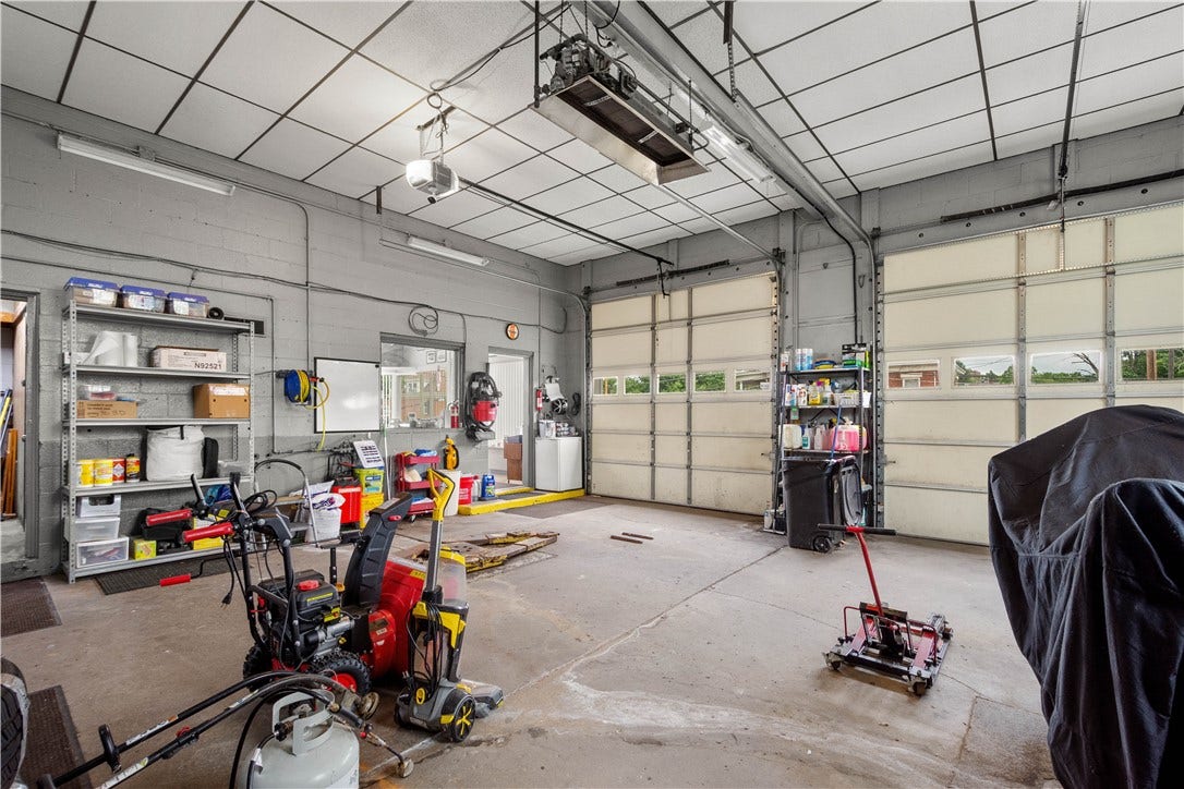 595 N Main Street, Washington, PA 15301