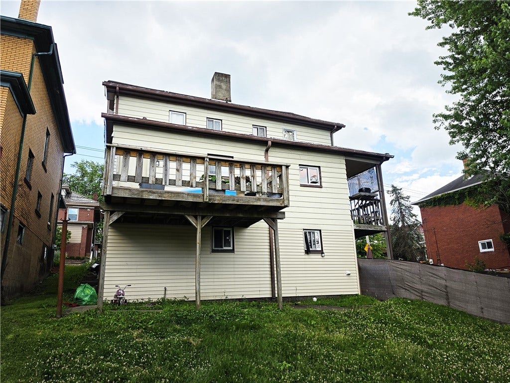 315/315.5 N 3rd St, Jeannette, PA 15644